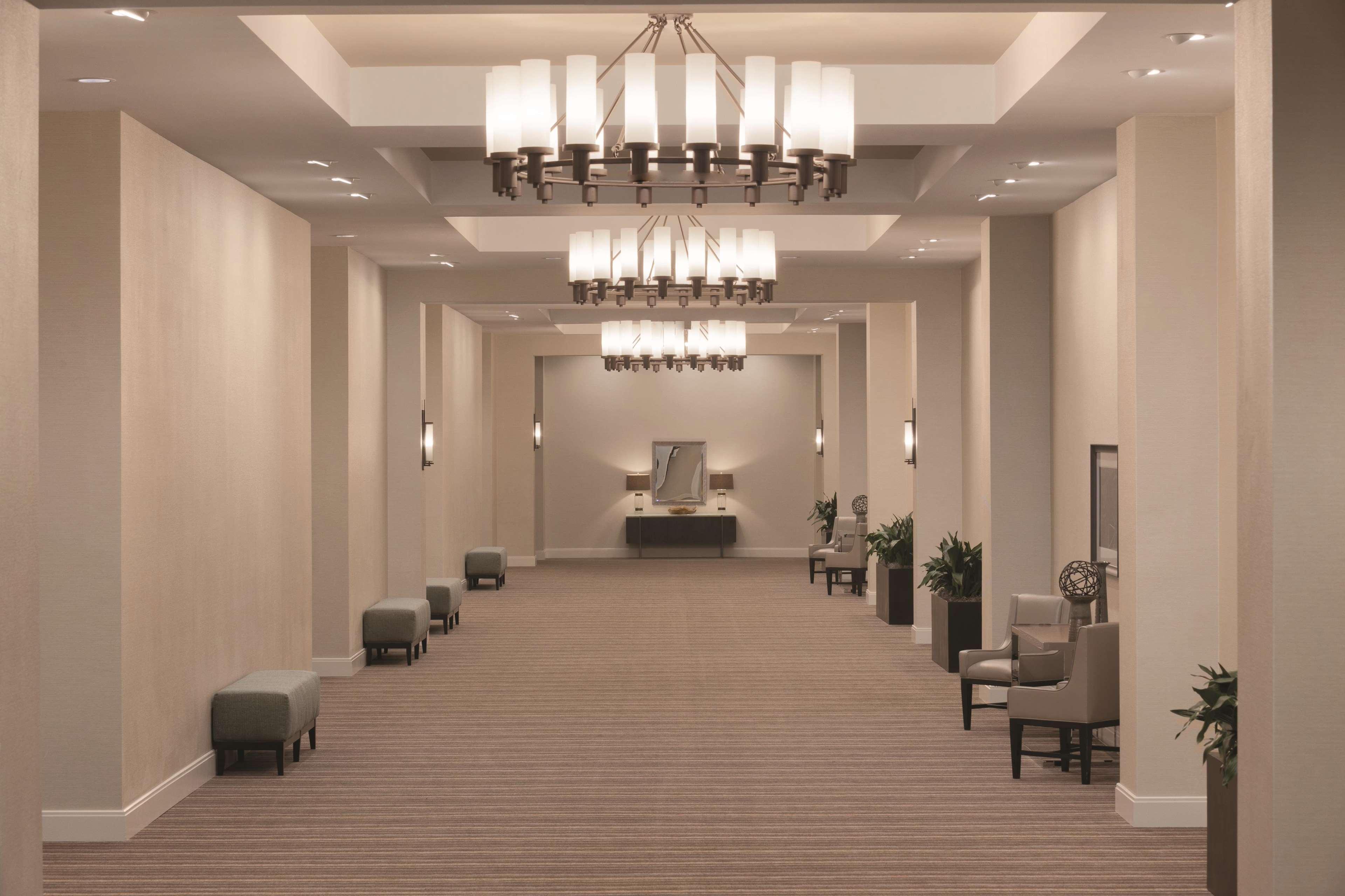 Embassy Suites Oklahoma City Downtown/Medical Center Екстер'єр фото