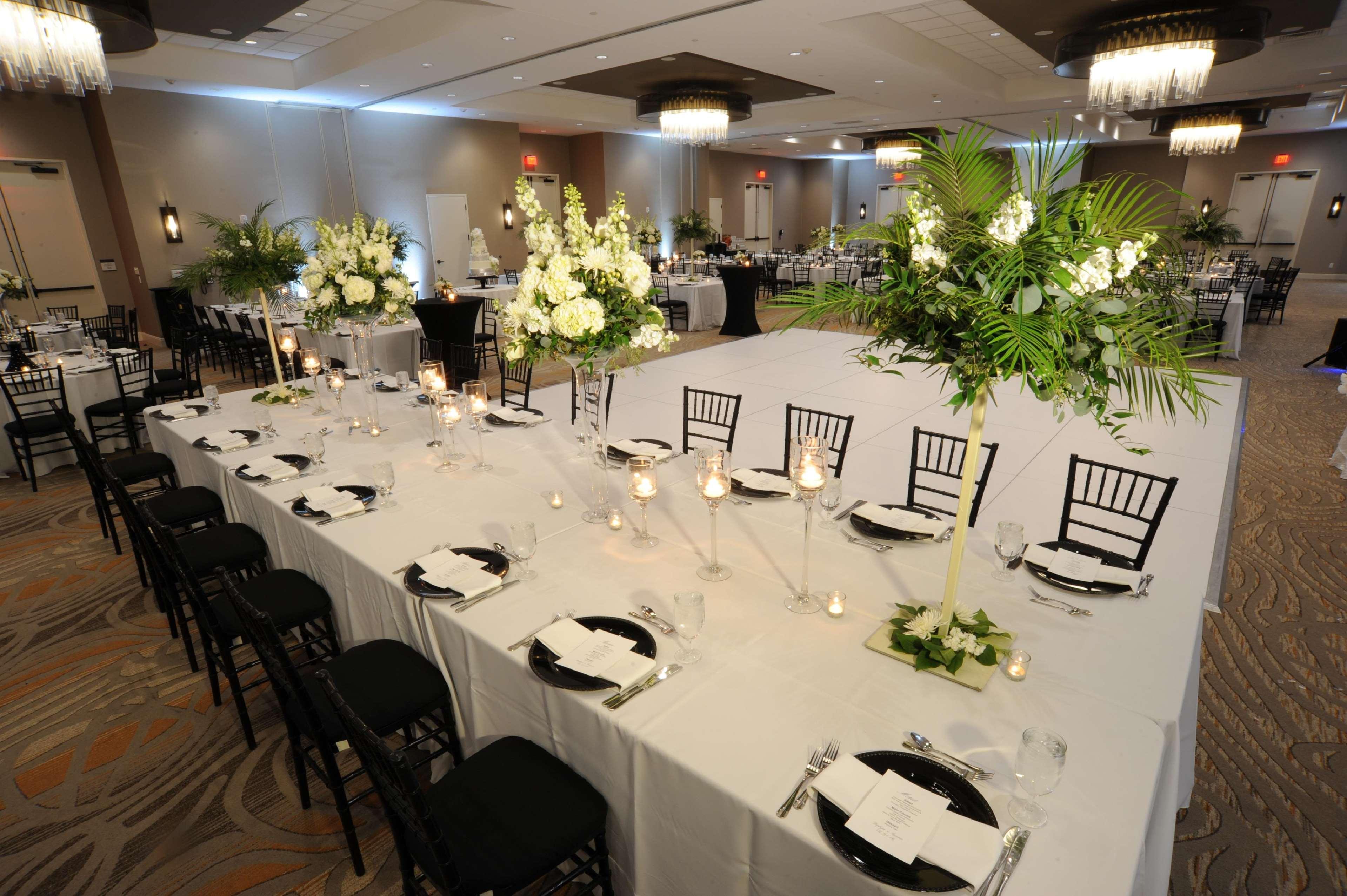 Embassy Suites Oklahoma City Downtown/Medical Center Екстер'єр фото
