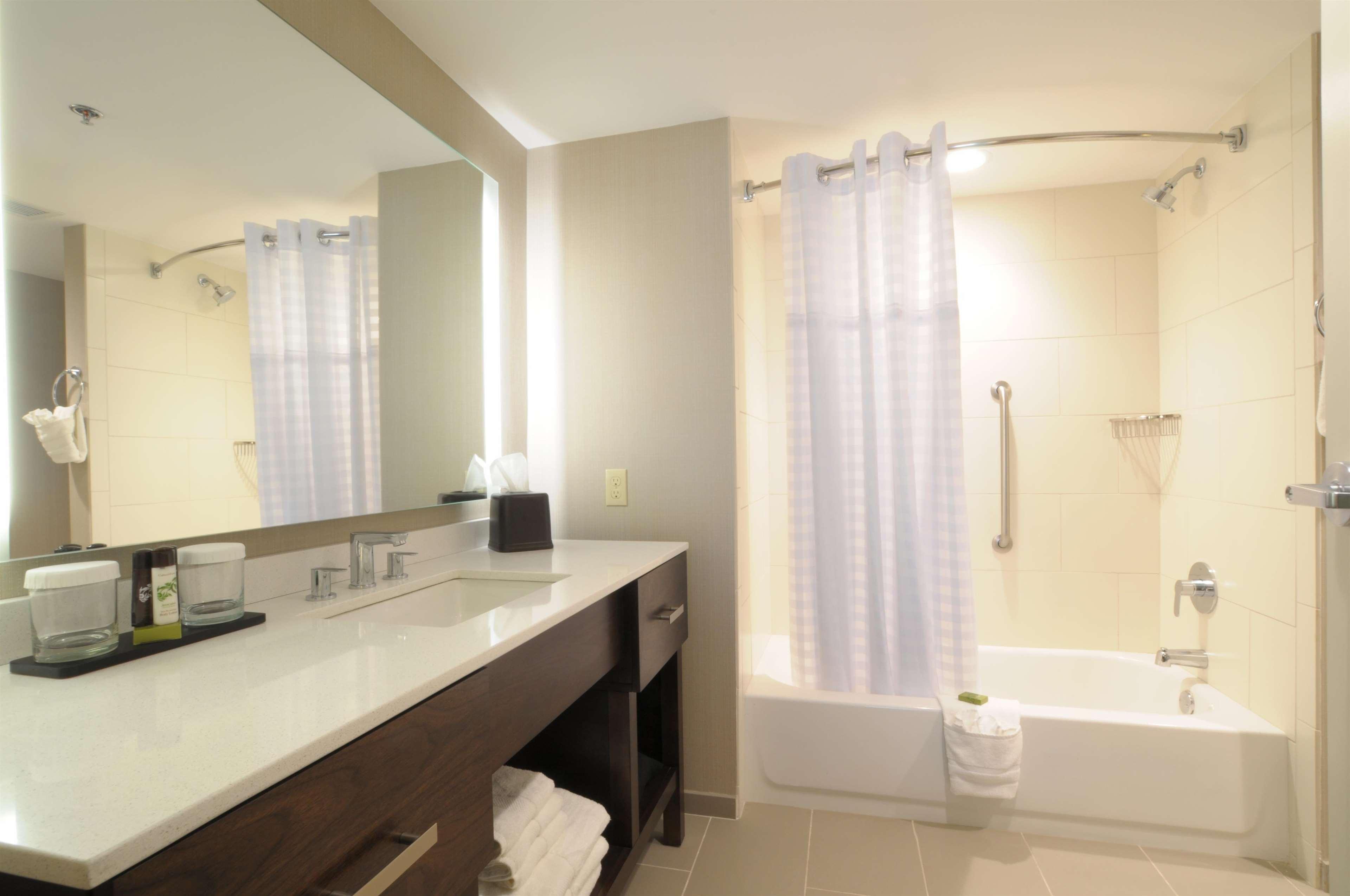 Embassy Suites Oklahoma City Downtown/Medical Center Екстер'єр фото