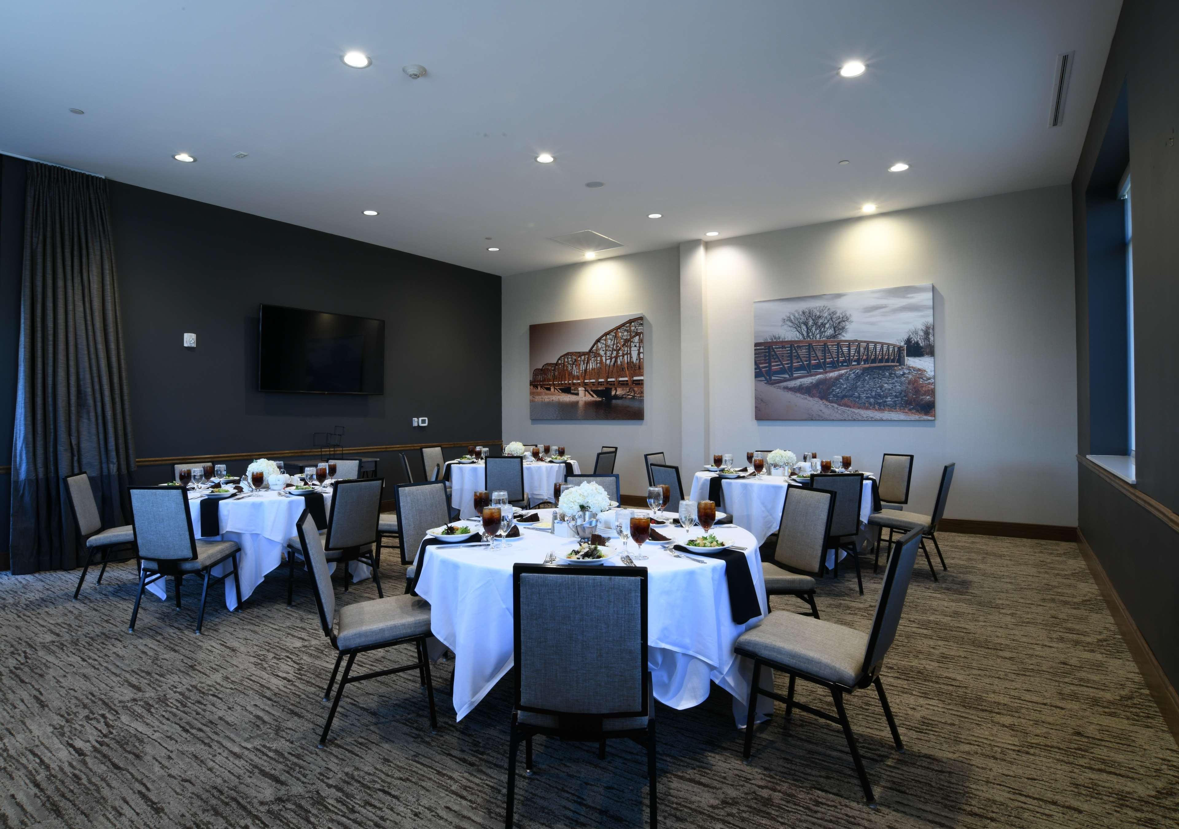 Embassy Suites Oklahoma City Downtown/Medical Center Екстер'єр фото