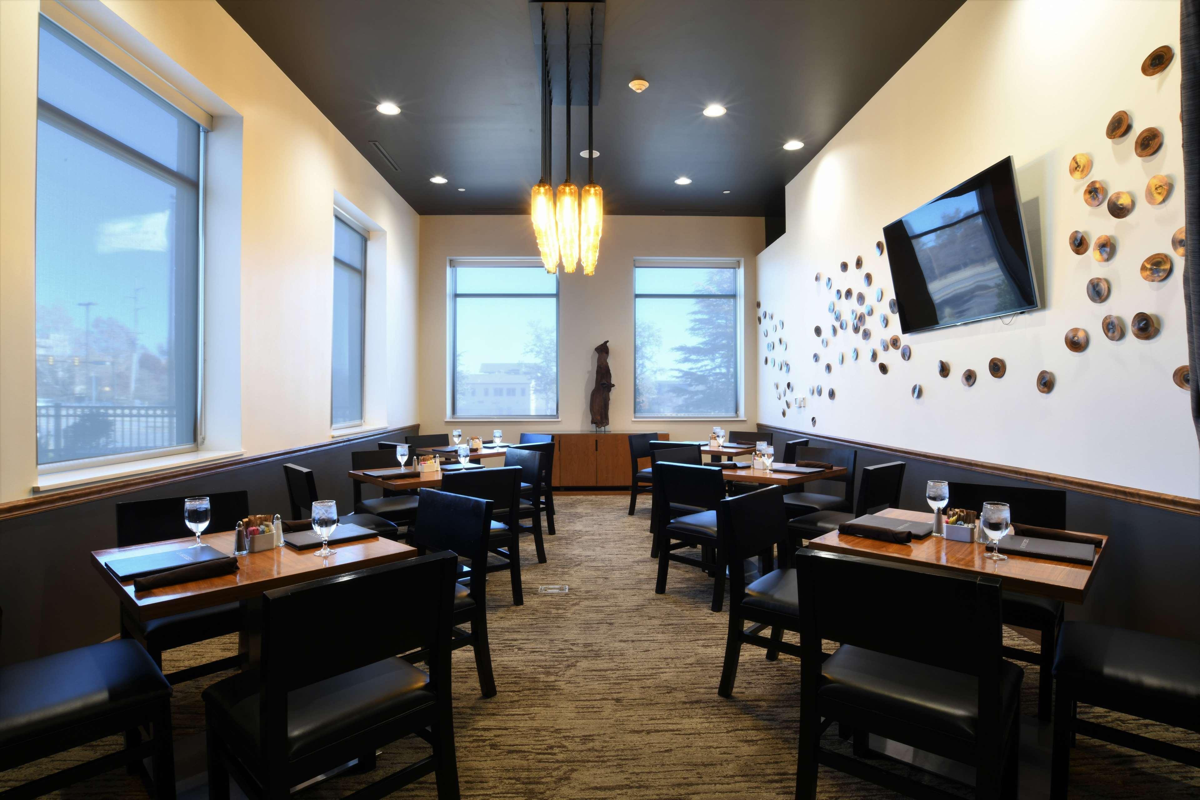 Embassy Suites Oklahoma City Downtown/Medical Center Екстер'єр фото