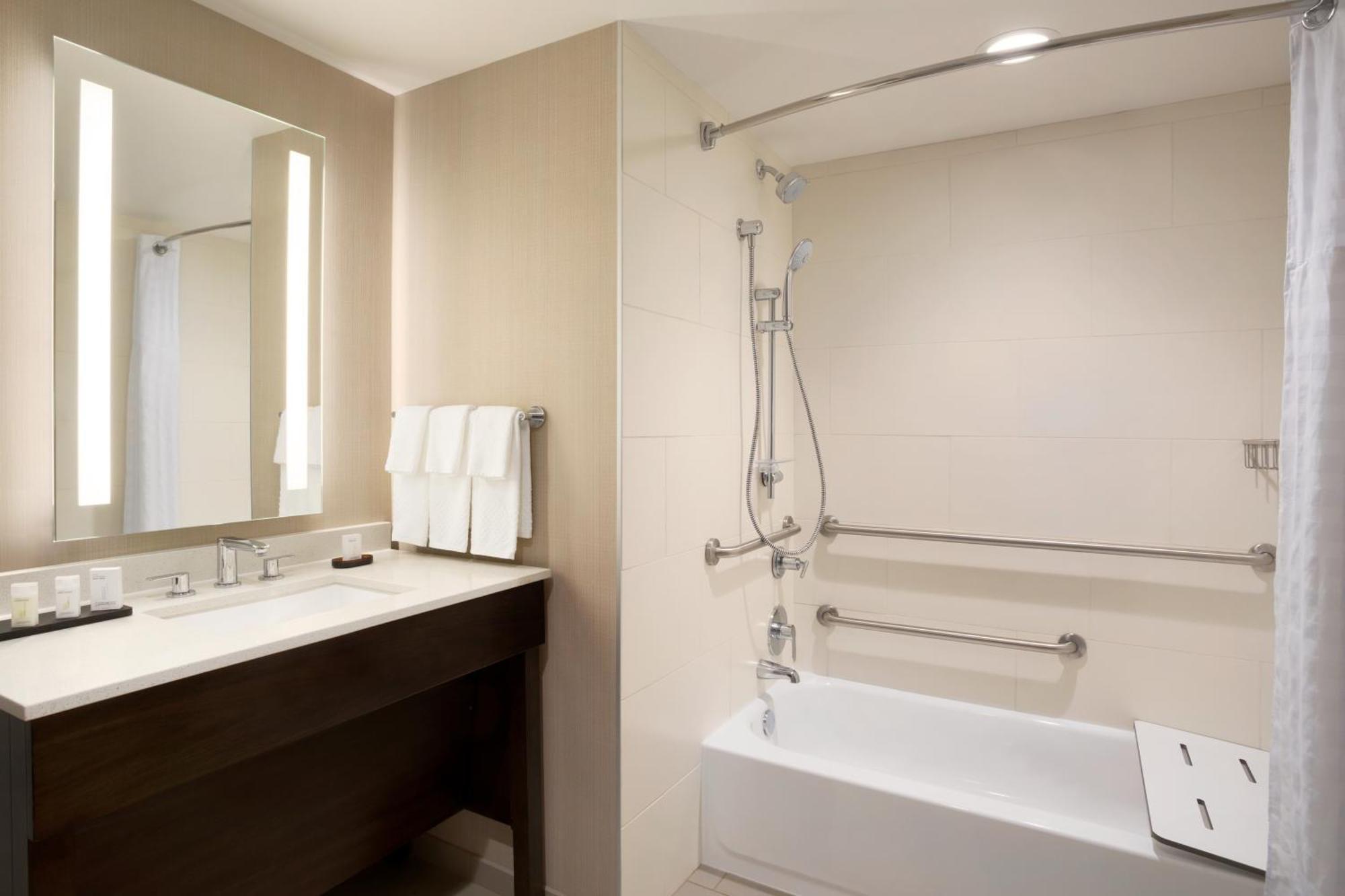 Embassy Suites Oklahoma City Downtown/Medical Center Екстер'єр фото