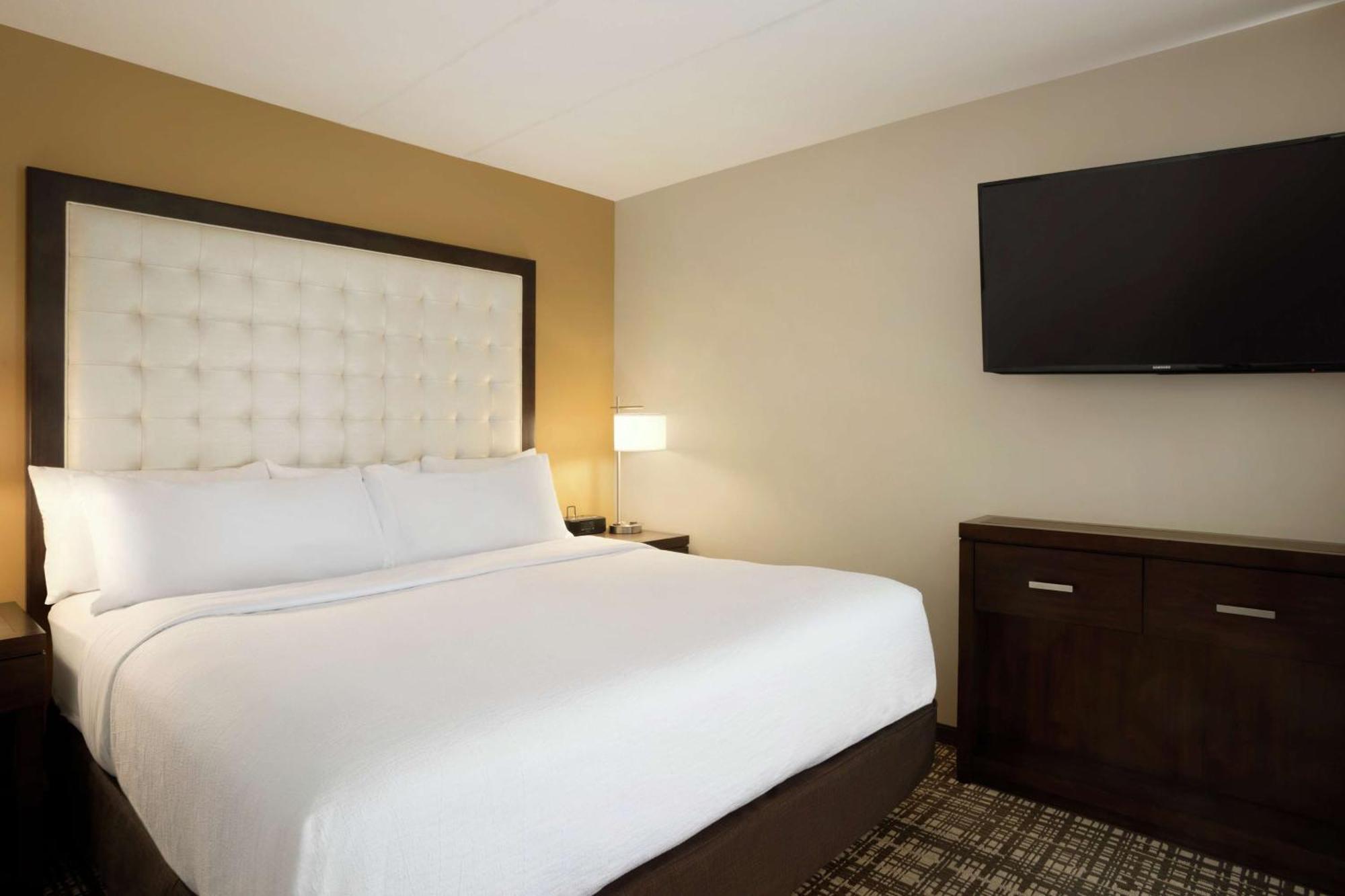 Embassy Suites Oklahoma City Downtown/Medical Center Екстер'єр фото