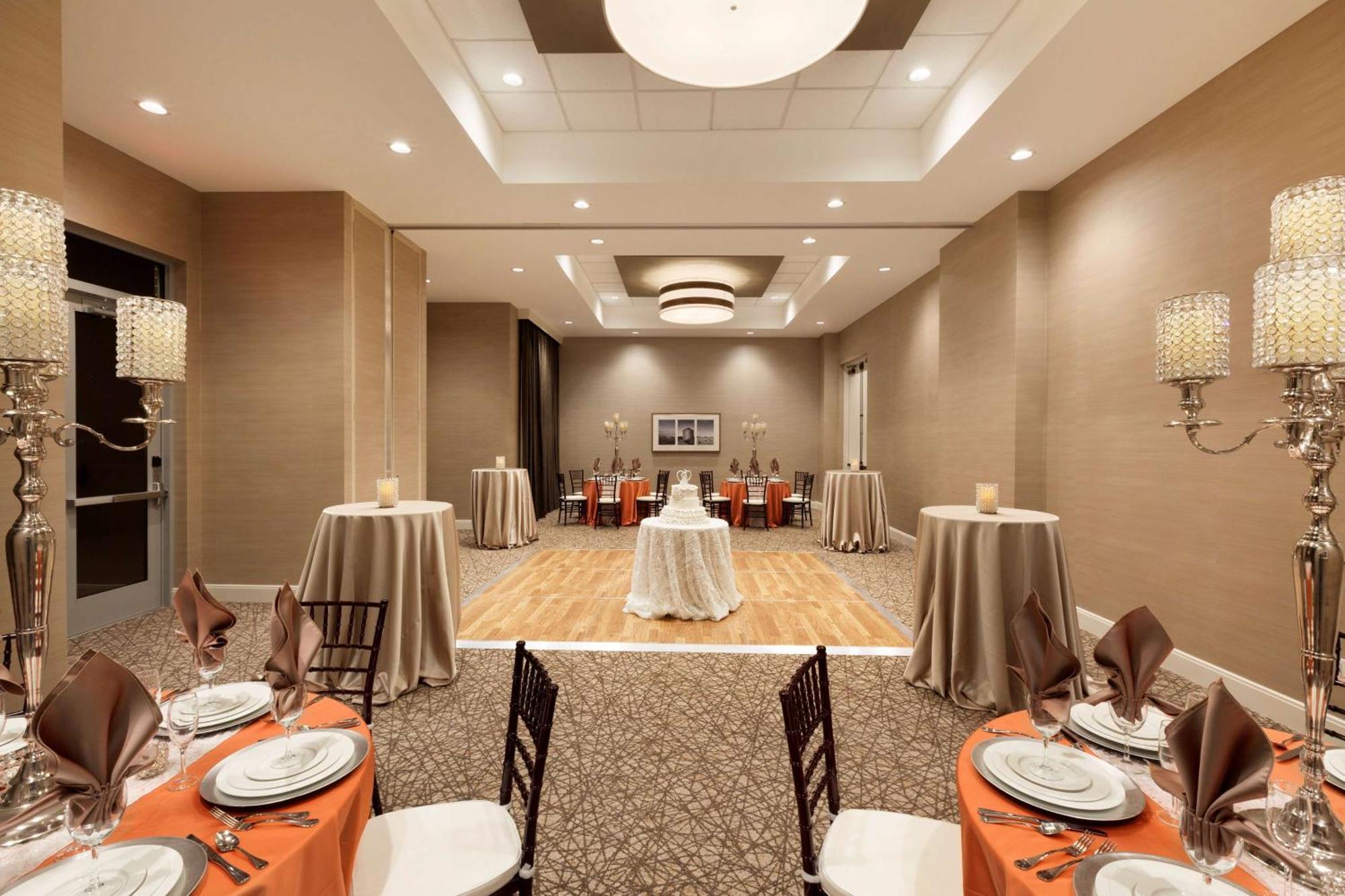 Embassy Suites Oklahoma City Downtown/Medical Center Екстер'єр фото