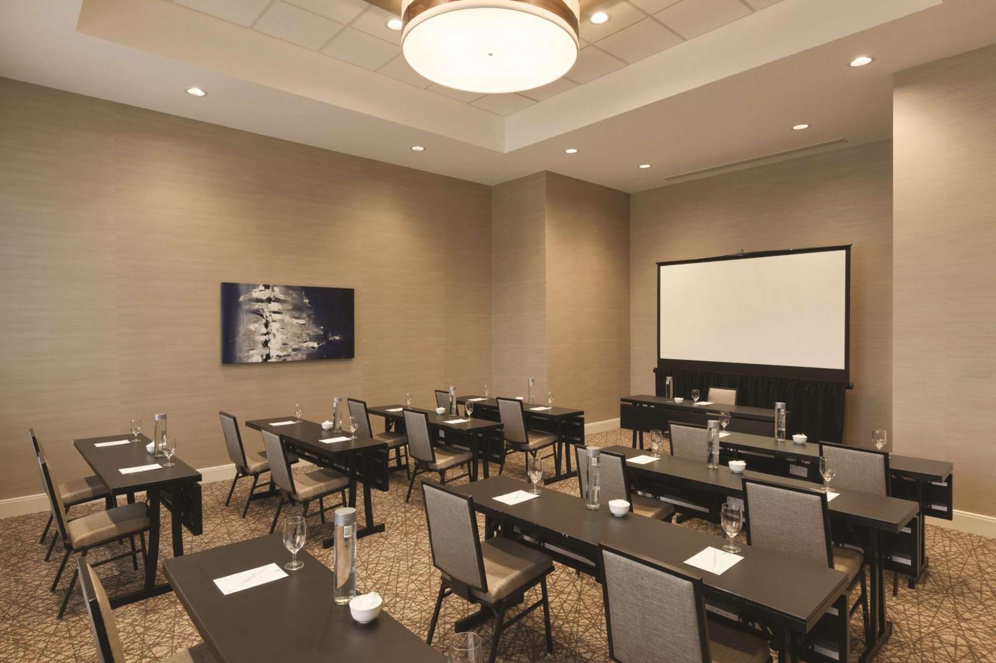Embassy Suites Oklahoma City Downtown/Medical Center Екстер'єр фото